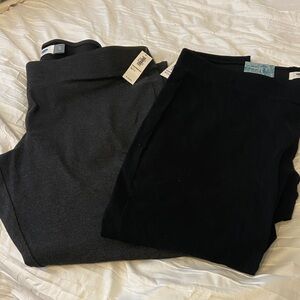 Old Navy Black and Gray Leggings Size XL.   2 pairs for $22